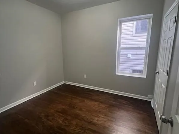 83 Clerk Street image 6 of 11