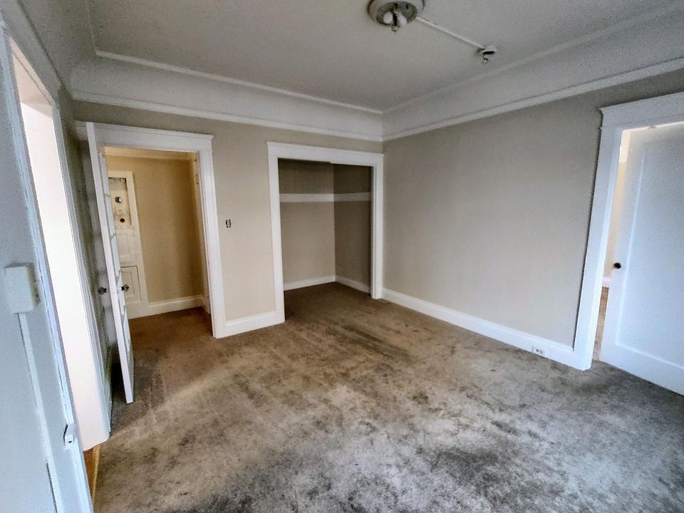 Living Room with alcove for office set up