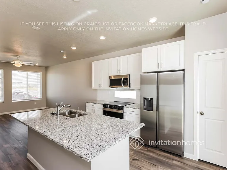 379 E Kanab St — Photo 7