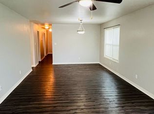 830 Whitetail Ct, Junction City, KS 66441