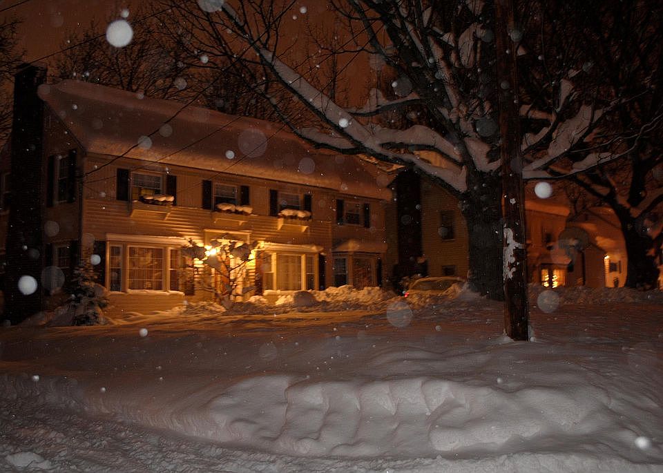 2nd image of 210 Breakspear Rd