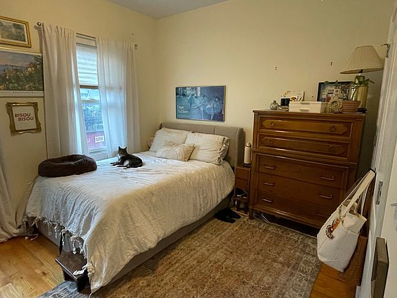5th image of 306 3rd St #2