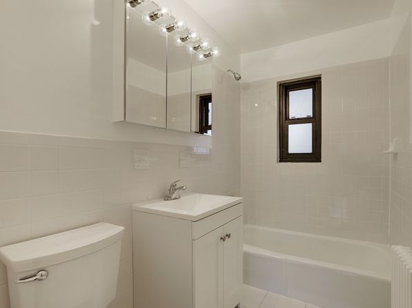 Continental Gardens | 6 Colonial Ct, River Edge, NJ