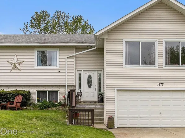 1977 Shipman Rd, Oxford, MI 48371