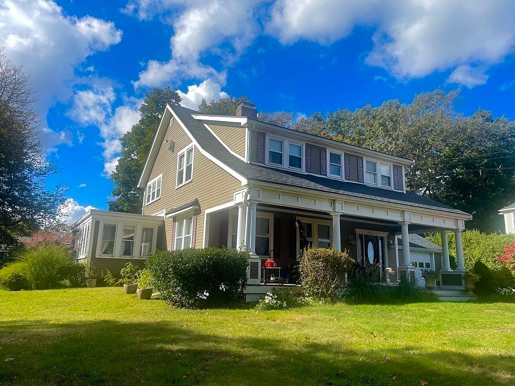22 Howe St, Hingham, MA 02043 MLS 73171820 Zillow