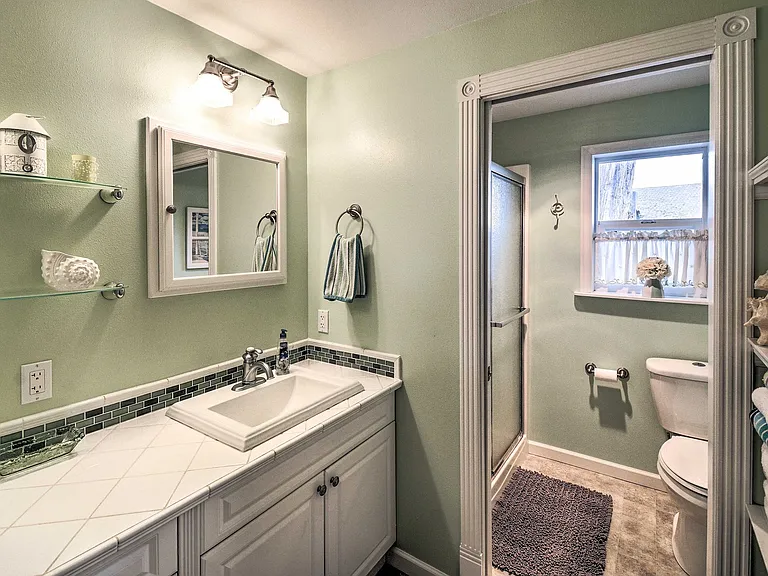 9946 Johnson Point Rd NE — Photo 23
