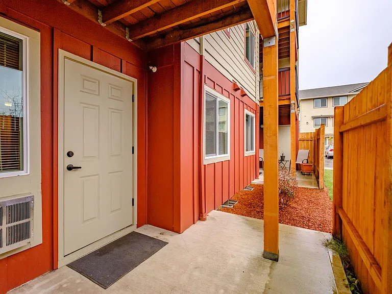 Lafayette Place Apartments — Photo 56