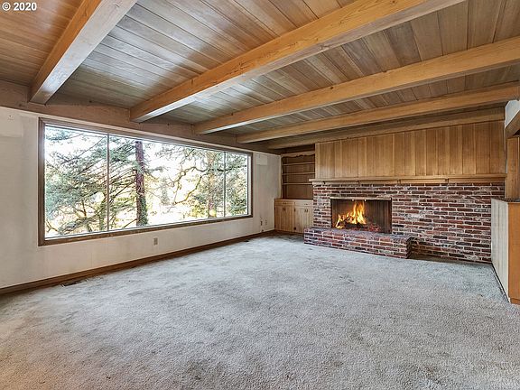 4th image of 15075 SE Thornton Dr