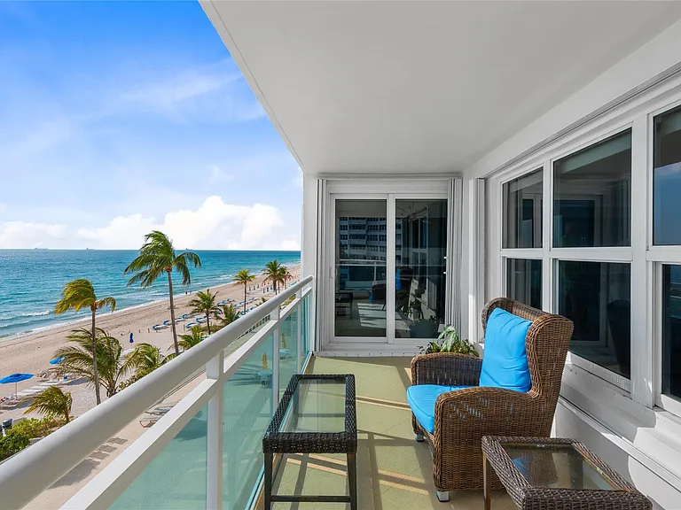 3900 Galt Ocean Dr #317 — Photo 22