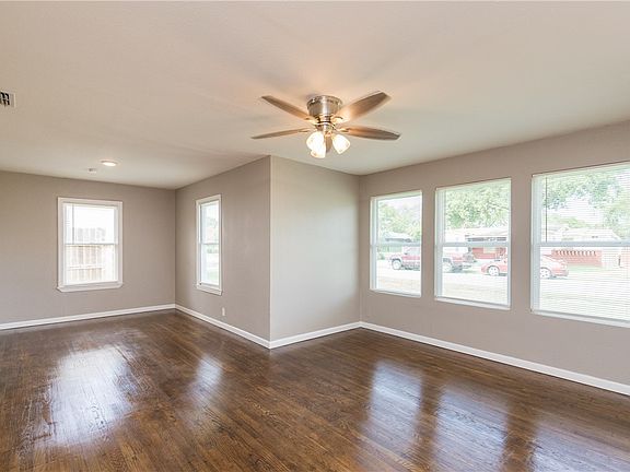 5th image of 1001 Vaky St