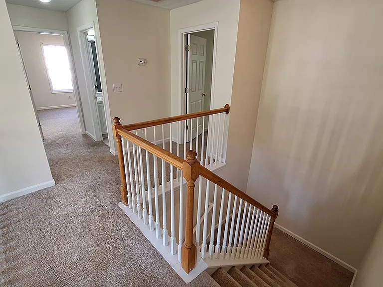305 Shadowbrooke Cir — Photo 10