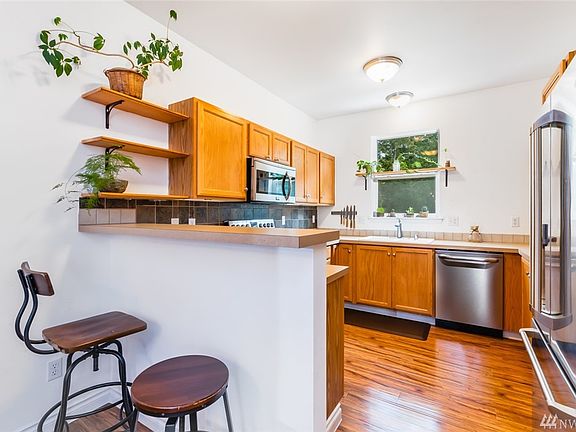 4th image of 11543 7th Avenue Ct E