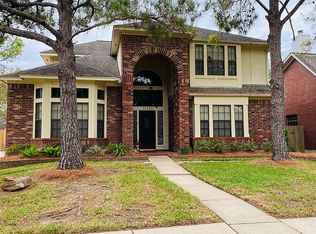 17323 Meadow Heights Dr, Houston, TX 77095