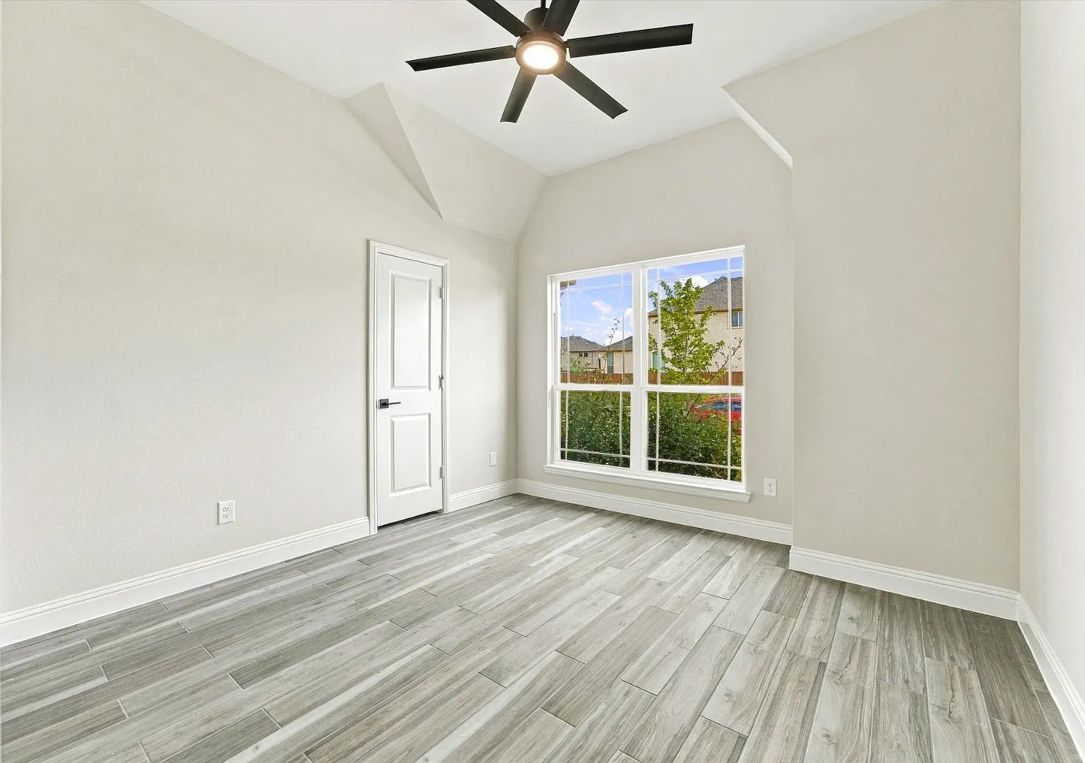 1133 Windy Vista Dr — Photo 3