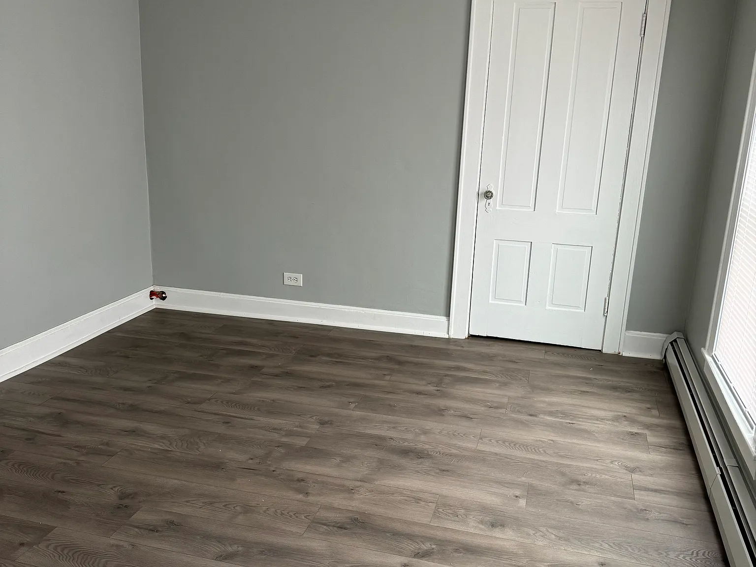 2 bed, 850 sqft, $1,695 — Photo 4