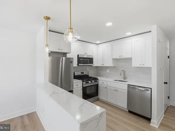 3530 Oakhill Rd, Philadelphia, PA 19154