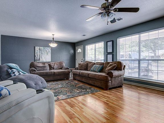 4th image of 2611 Weaver Pl