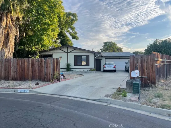 26205 Frazier St, Hemet, CA 92544