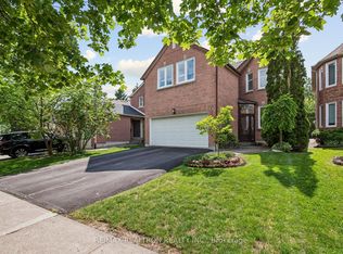 58 Roseborough Cres, Vaughan, ON L4J 4V1