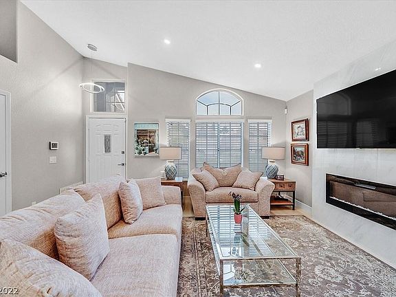 3rd image of 7909 Turtle Cove Ave
