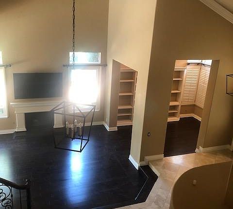 4th image of 2521 Sandycreek Dr
