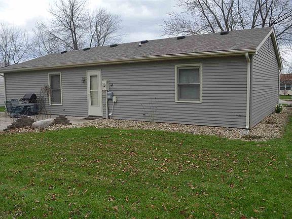 3rd image of 209 Penrose Dr