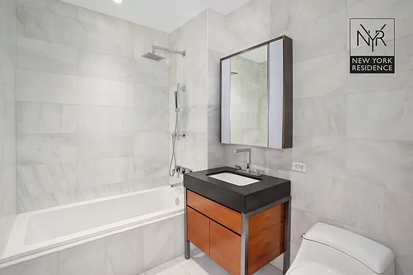 Sold by New York Residence | media 2