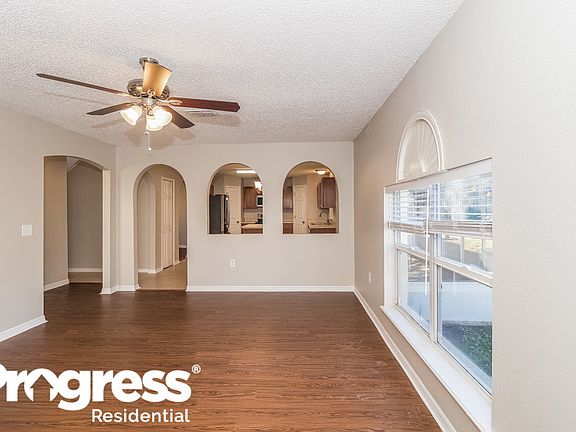 2nd image of 7168 Overland Park Blvd E