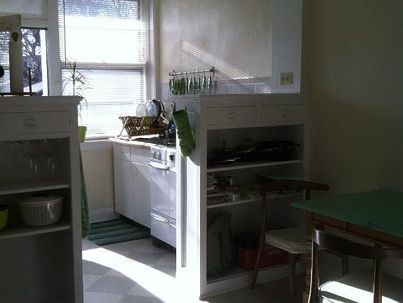 5th image of 2519 W Winnemac Ave #A3