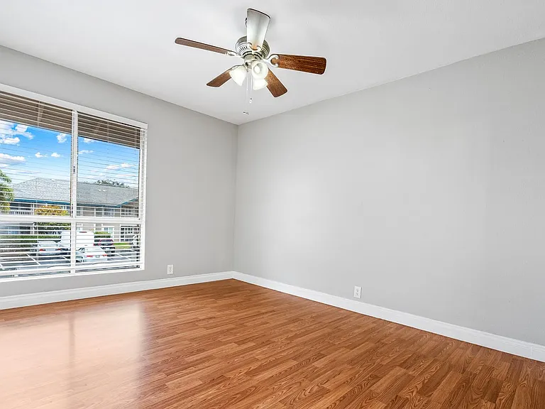 480 Kenolio Rd #11-206 — Photo 31