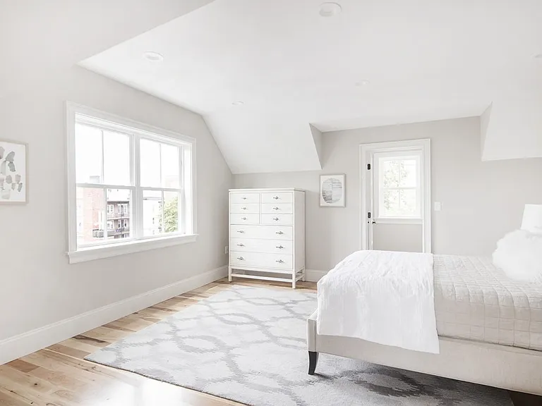 44 Evergreen St #4 — Photo 8