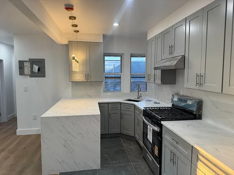 154-35 64th Ave #2 — Photo 8