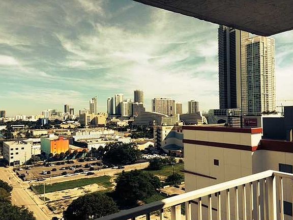 3rd image of 800 N Miami Ave APT 1508