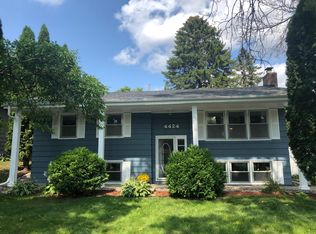 4424 84th St W, Bloomington, MN 55437