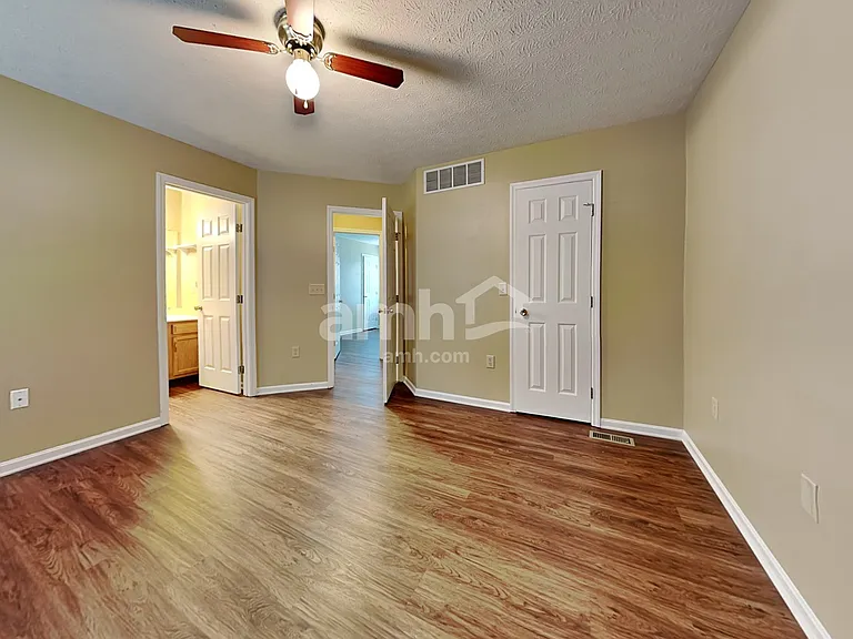 1415 E Kearney Ln — Photo 8