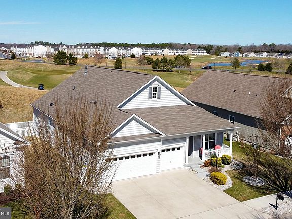 2nd image of 24890 Magnolia Cir