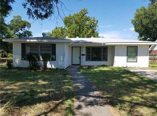 1902 Cedar Crest Dr, Abilene, TX 79601