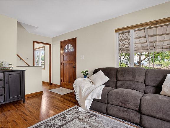 5th image of 3552 Middleboro Rd