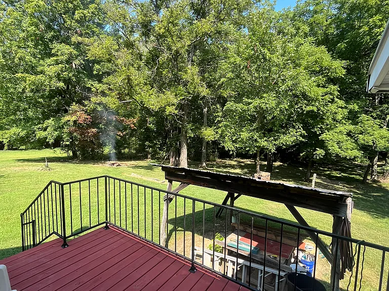 6370 Eatons Creek Rd — Photo 10