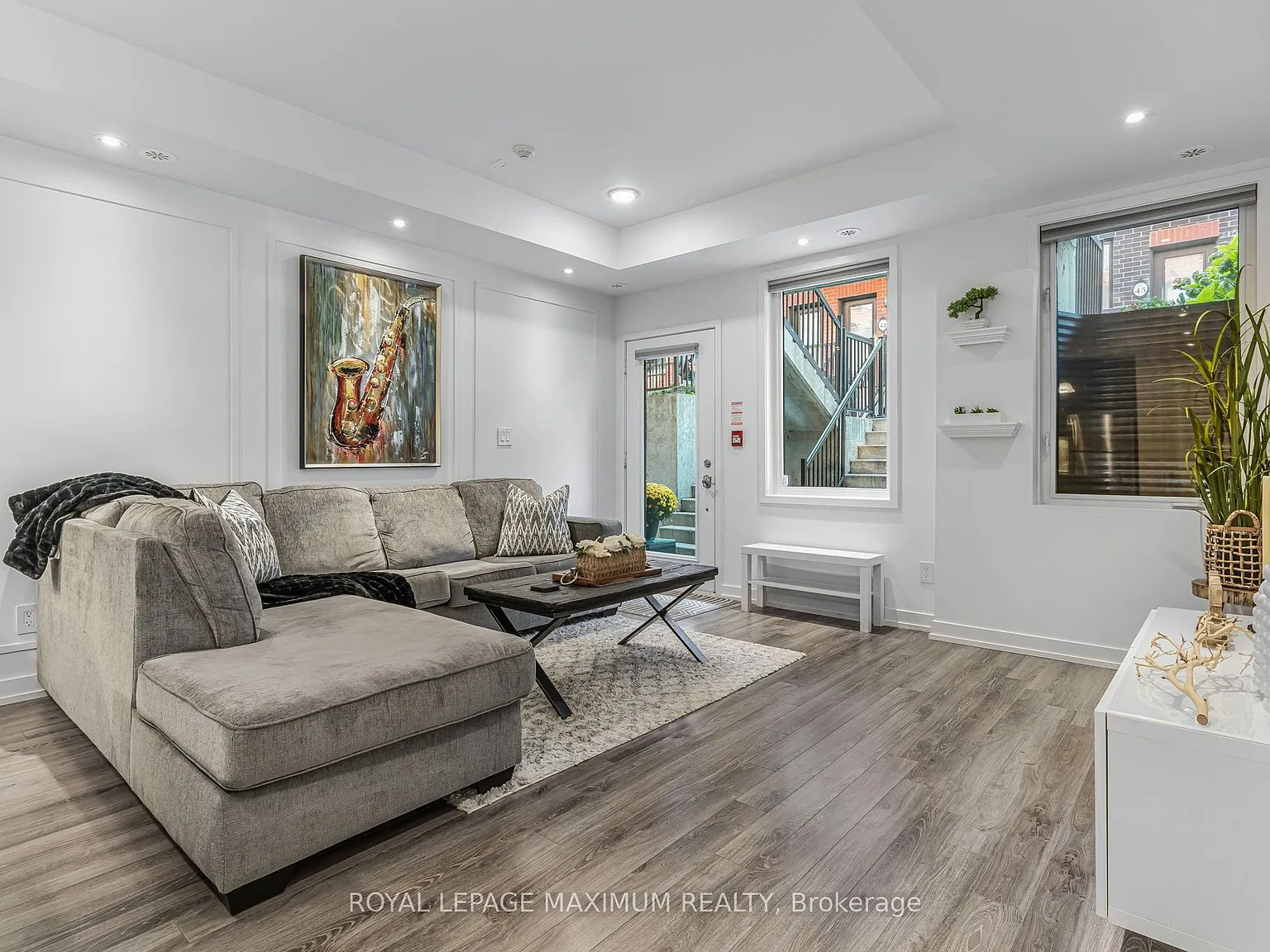 1 bed, $2,200 — Photo 3