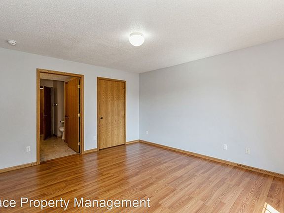 3rd image of 212 Stephans St #15214794