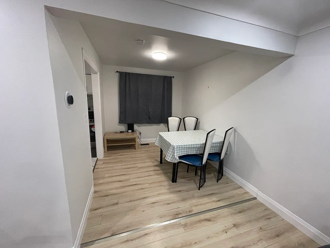 6 bed, $750 — Photo 3