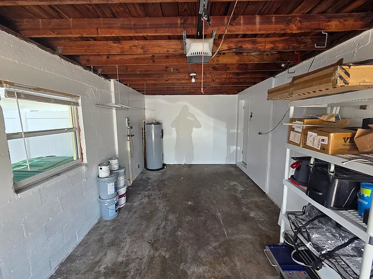 2910 W Pearl Ave — Photo 21