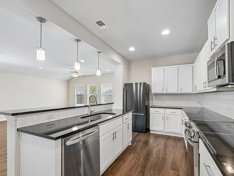 9813 Eloquence Dr — Photo 11