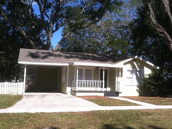 2nd image of 1304 E Tomlin St