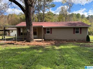 8269 River Rd, Warrior, AL 35180