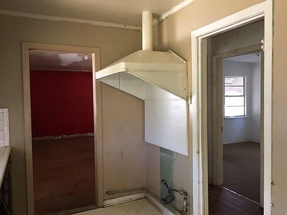 5th image of 1525 Park Ave