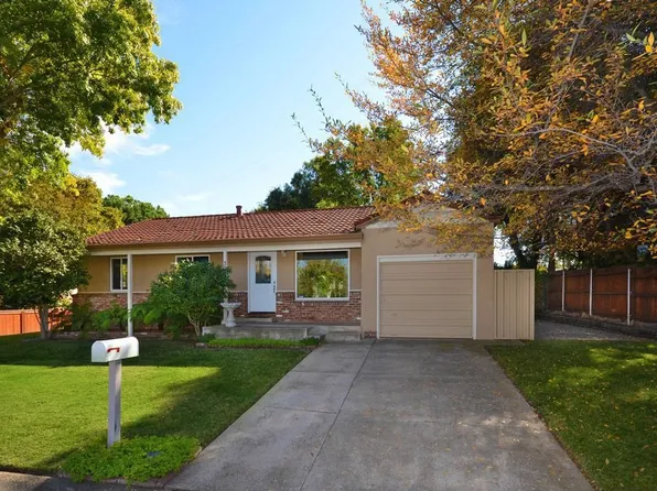 303 Persifer St, Folsom, CA 95630