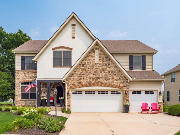 8351 Tricia Price Dr, Powell, OH 43065