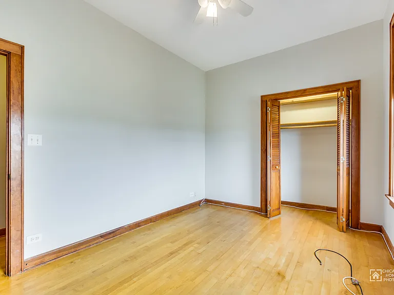 Hoyne 2028 N — Photo 8